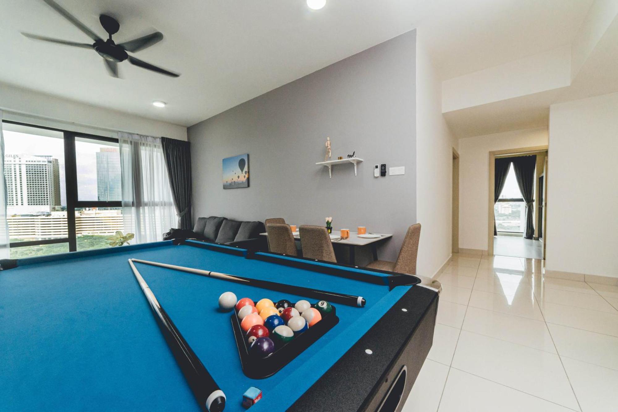 Pangsapuri Mosaic Playhouse 3br W Bathtub Pooltable Midvalley By Our Johor Bahru